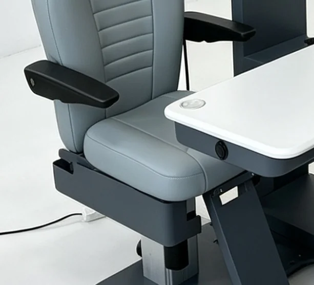 HRT-3 — Chair, armrest and tabletop