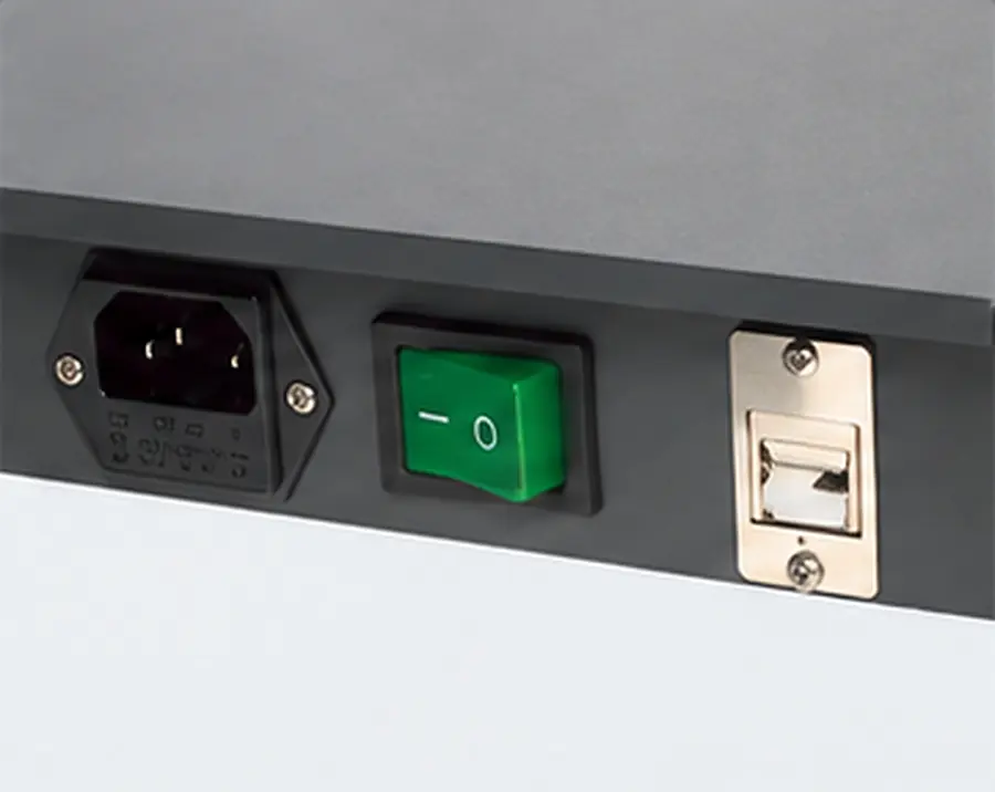 LY-3S-1 — Entrada de alimentación, interruptor de encendido y puerto de red